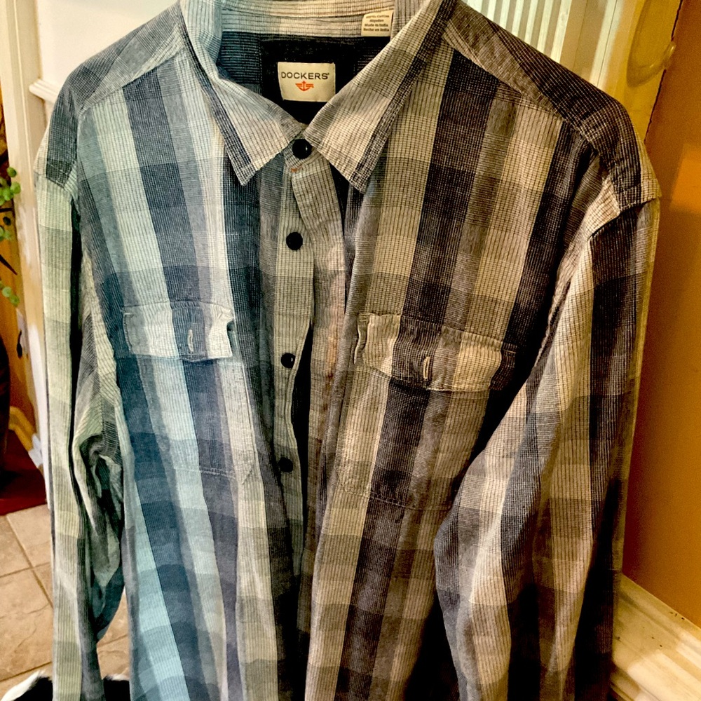 Men’s XL plaid shirt